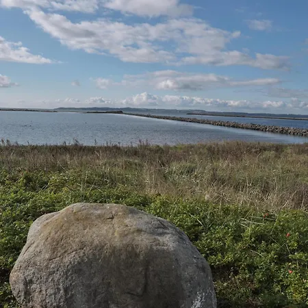 Beautiful 6-person With Near The Perfect For Relaxation Hébergement de vacances *