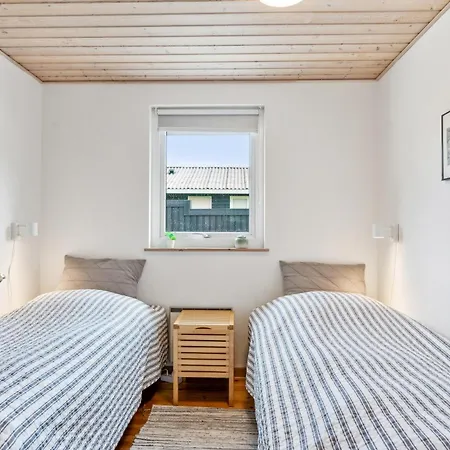 Beautiful 6-person With Near The Perfect For Relaxation *